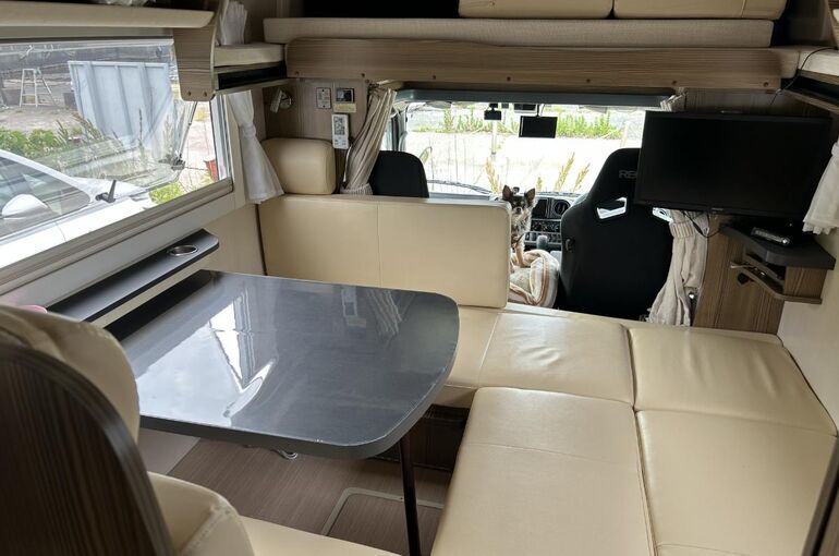 キャンピングカーのエアコンの稼働時間は？長時間運転のコツまで完全ガイド